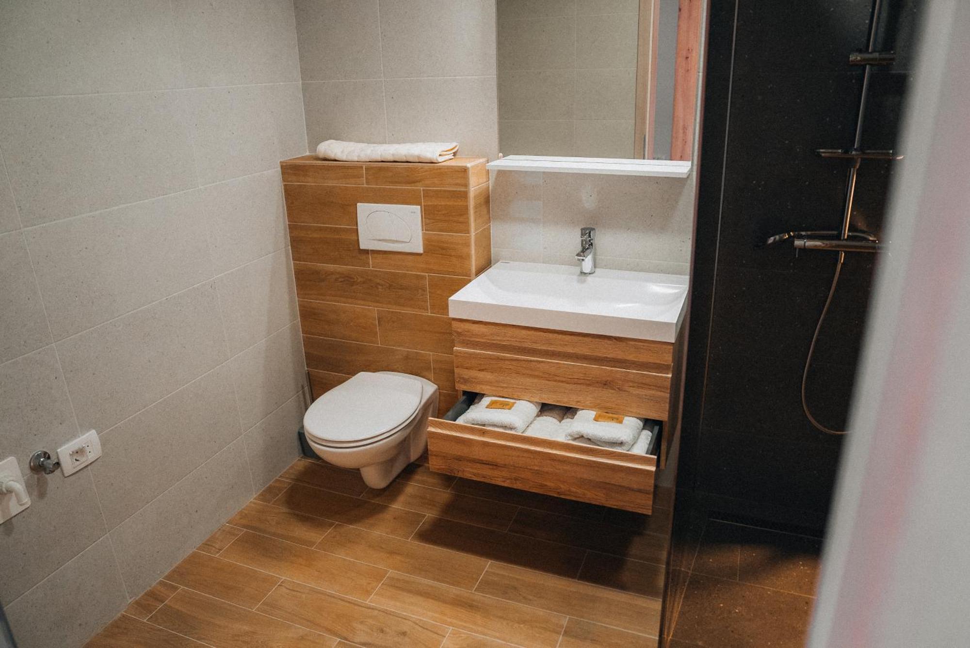 Podlipnik Apartments Kranjska Gora Ngoại thất bức ảnh