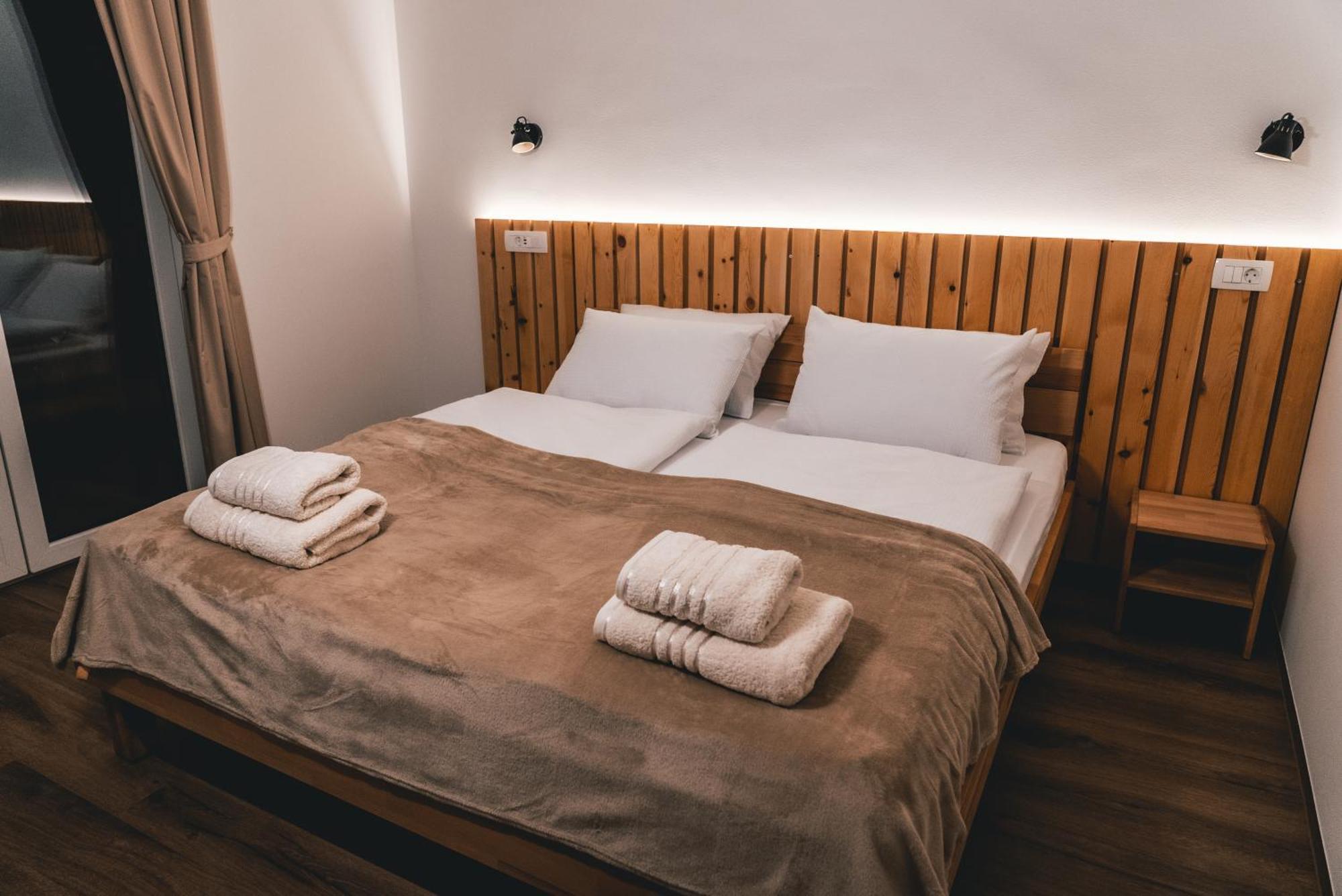 Podlipnik Apartments Kranjska Gora Ngoại thất bức ảnh